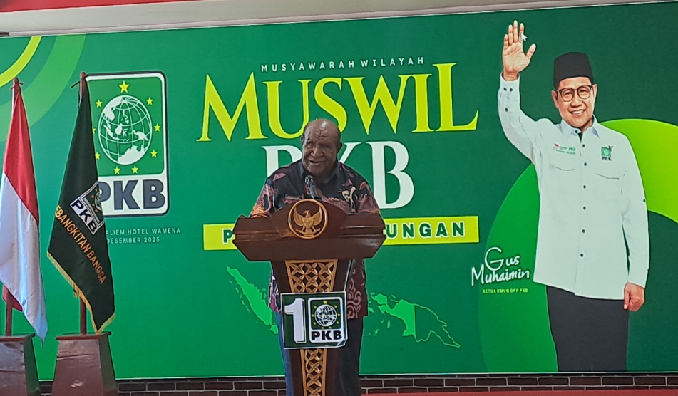 Plt Sekda Papua Pegunungan Wosuok Siep membacakan sambutan Gubernur John Tabo pada acara Muswil PKB Papua Pegunungan